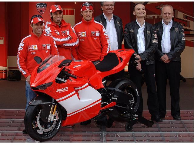 Guareschi (Ανάμεσα στους Capirossi και Gibernau)